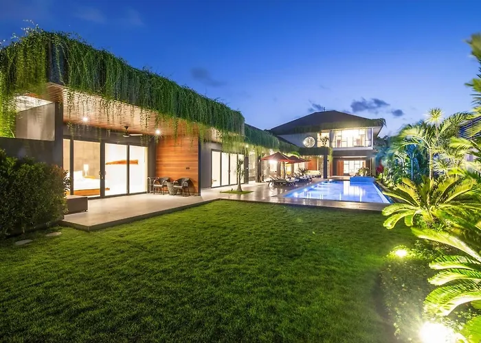 Exquisite 5Br Villa Premier Luxury In Seminyak
