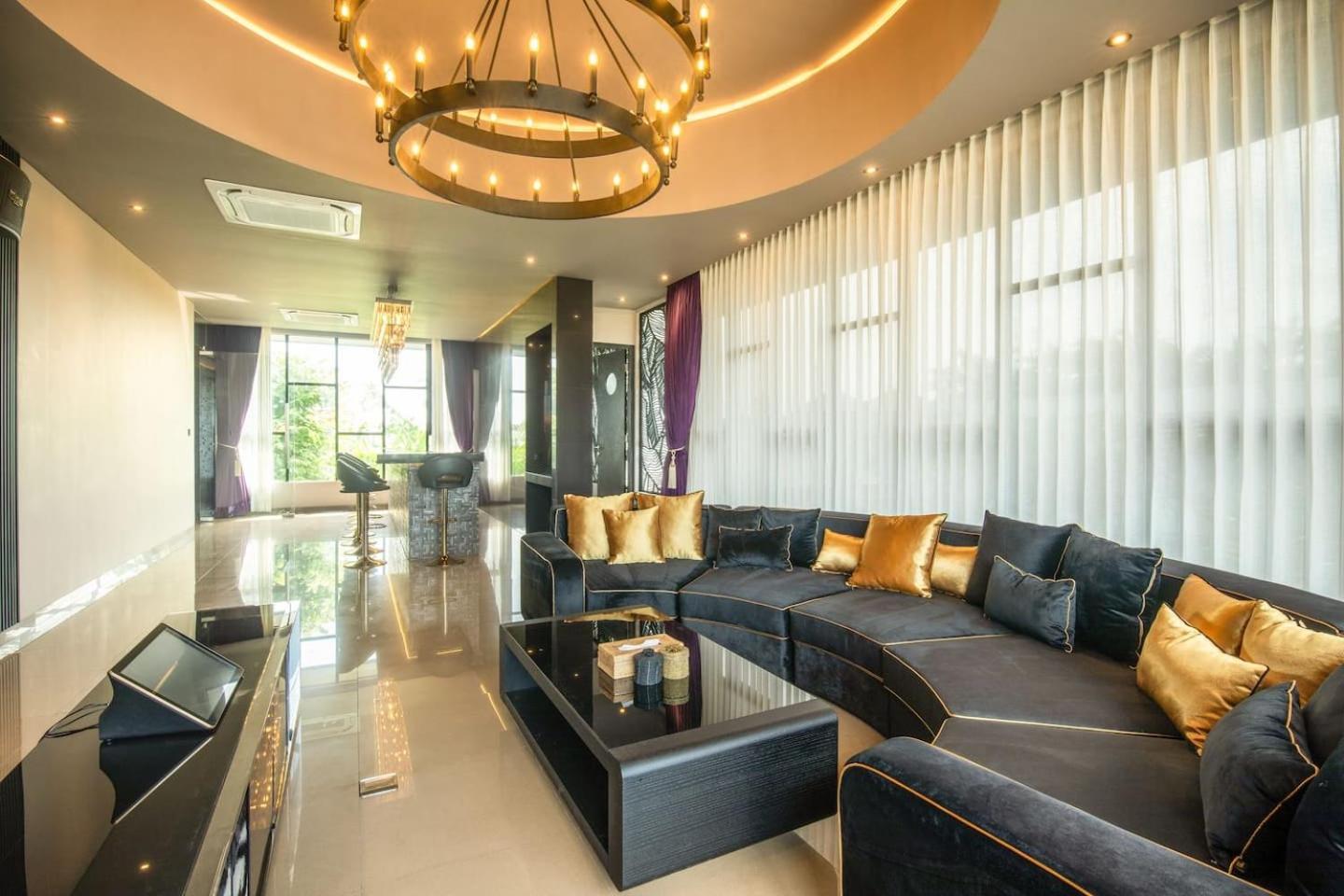 Exquisite 5br Premier Luxury In Seminyak (Bali)